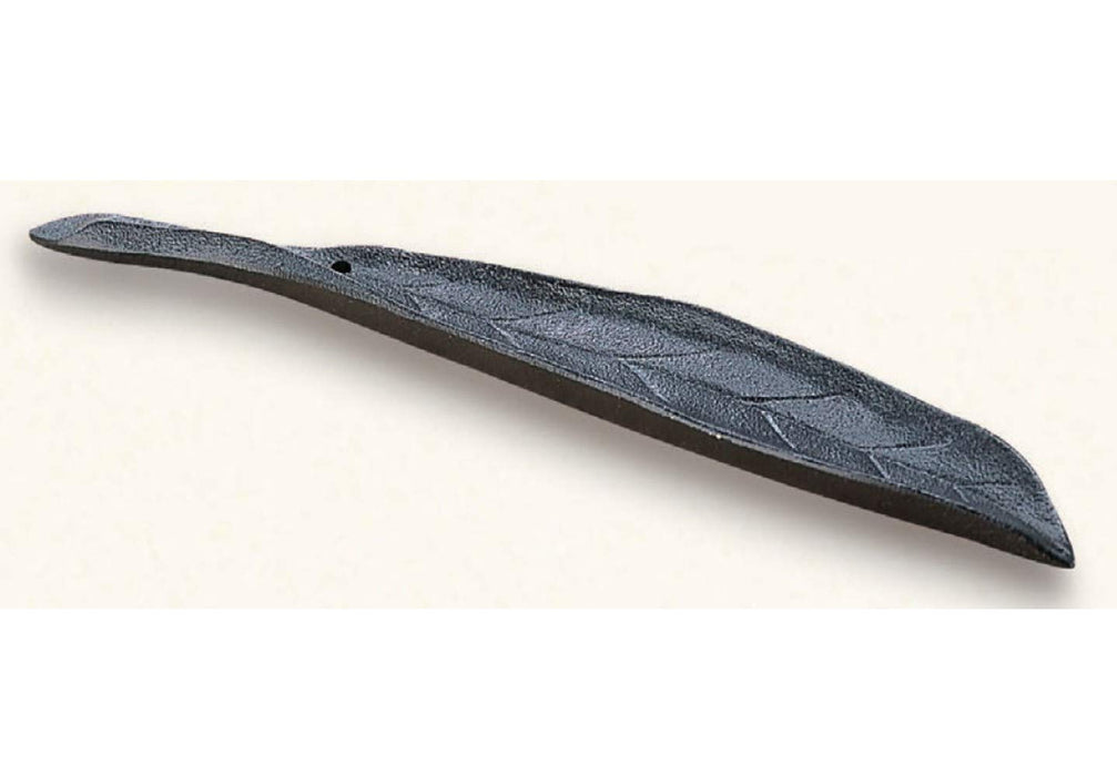 Iwachu Black Leaf Incense Holder 21.5x3.5cm Nambu Ironware 30967-Kiichin - The #1 Place for Japanese Goods in Your Hand!