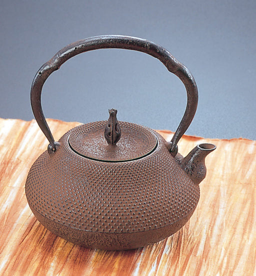 Iwachu Iron Teapot 18-Type Gourd Arare Brown 1.3L Nambu Ironware-Kiichin - The #1 Place for Japanese Goods in Your Hand!