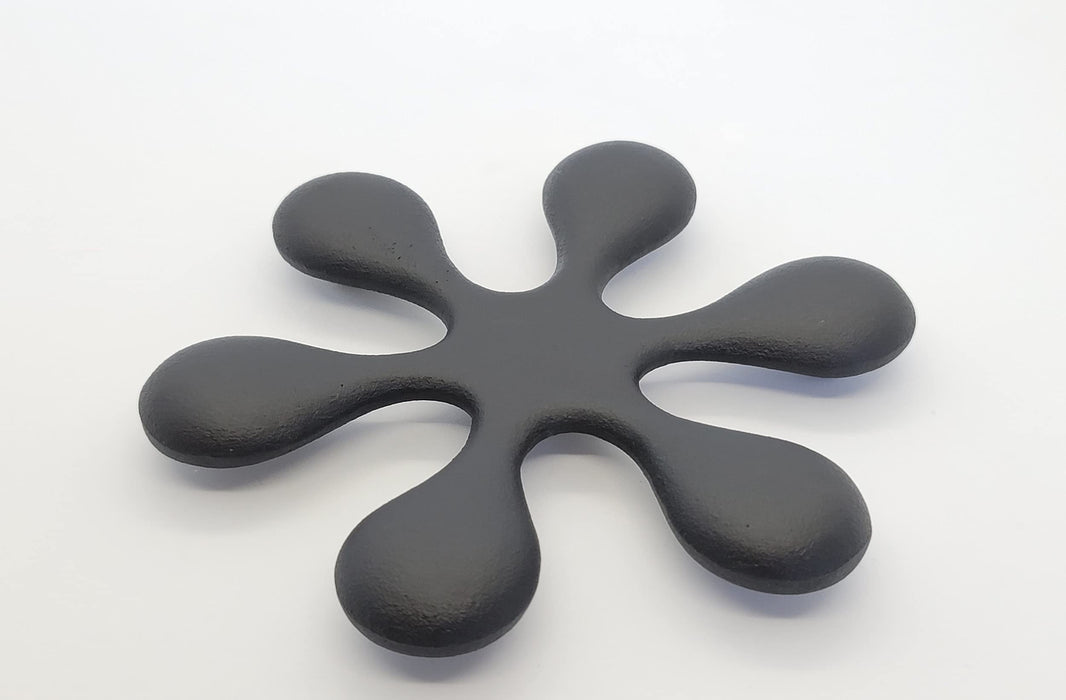 Iwachu Nambu Ironware Small Kettle Base Trivet Matte Black 15cm 17093-Kiichin - The #1 Place for Japanese Goods in Your Hand!