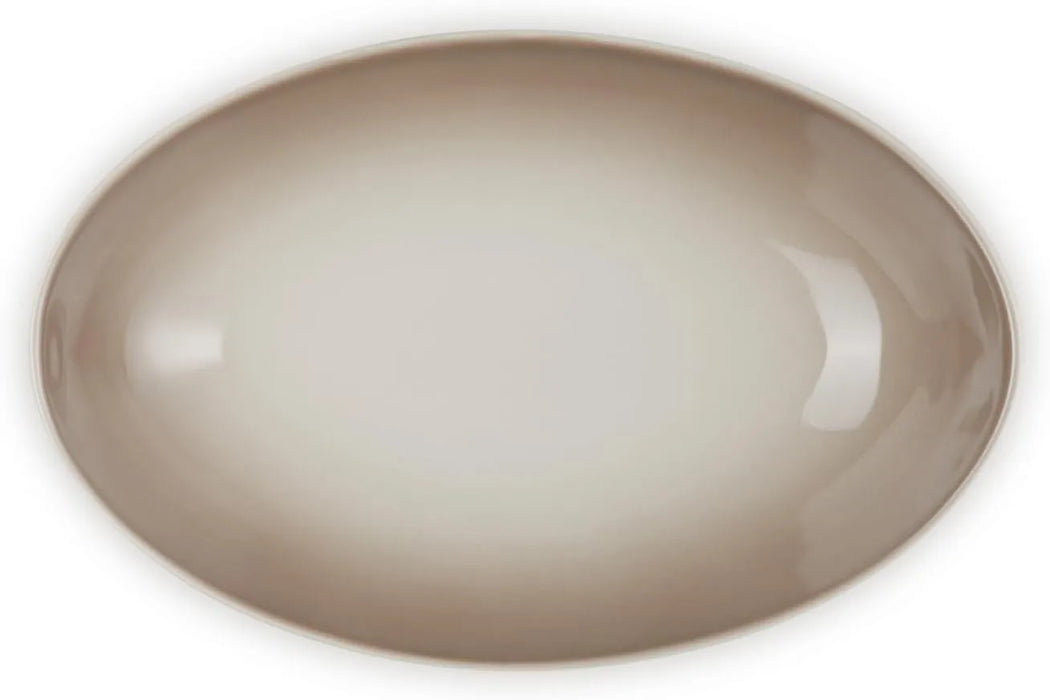 Le Creuset Oval Dish 9.1 Inch Nutmeg Heat and Cold Resistant Oven Safe Le Creuset