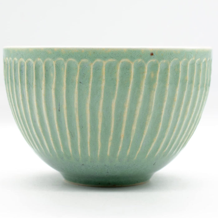 Aito Ripple Bowl 410ml Light Green Mino Ware Japan 266436+Spoon-Kiichin - The #1 Place for Japanese Goods in Your Hand!