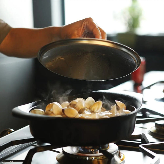 Nihon Yoshokki 22Cm Cast Iron Induction Shallow Casserole with Stainless Steel Lid-Kiichin - The #1 Place for Japanese Goods in Your Hand!